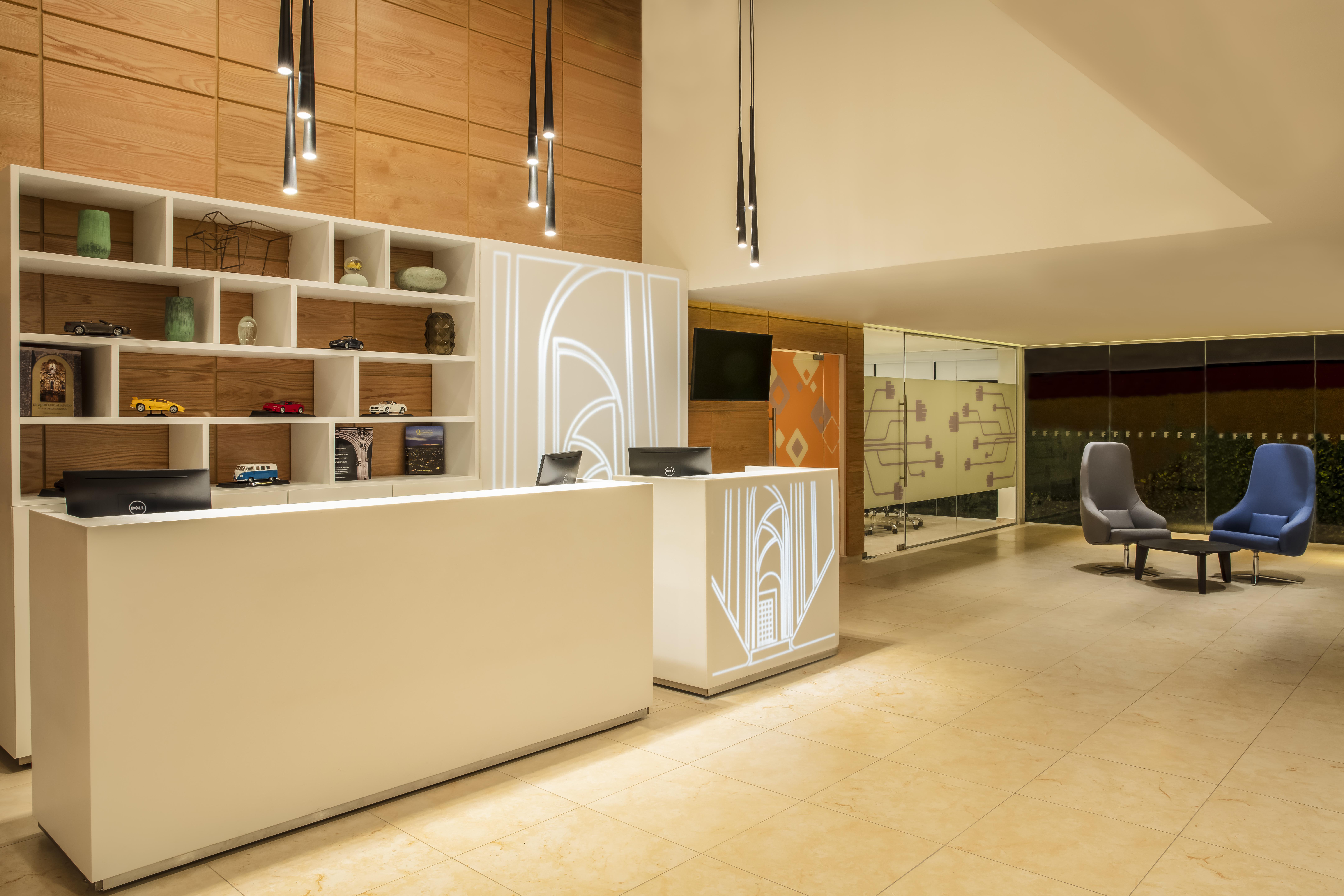 Fiesta Inn Express Queretaro Constituyentes Экстерьер фото