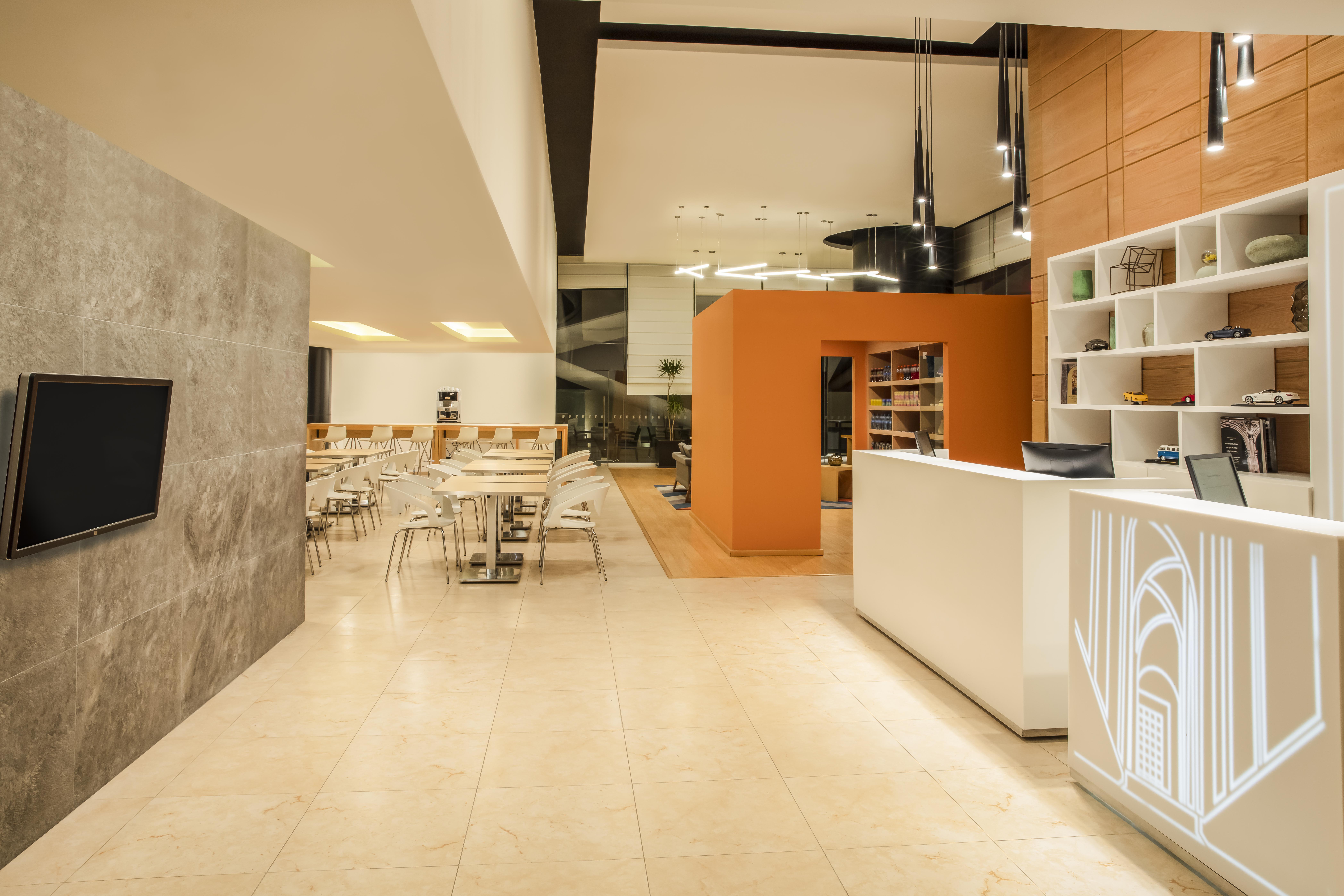 Fiesta Inn Express Queretaro Constituyentes Экстерьер фото