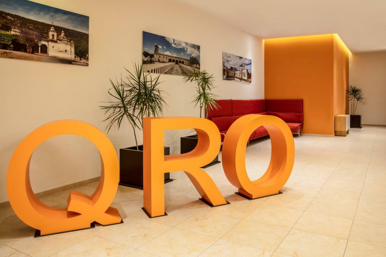 Fiesta Inn Express Queretaro Constituyentes Экстерьер фото