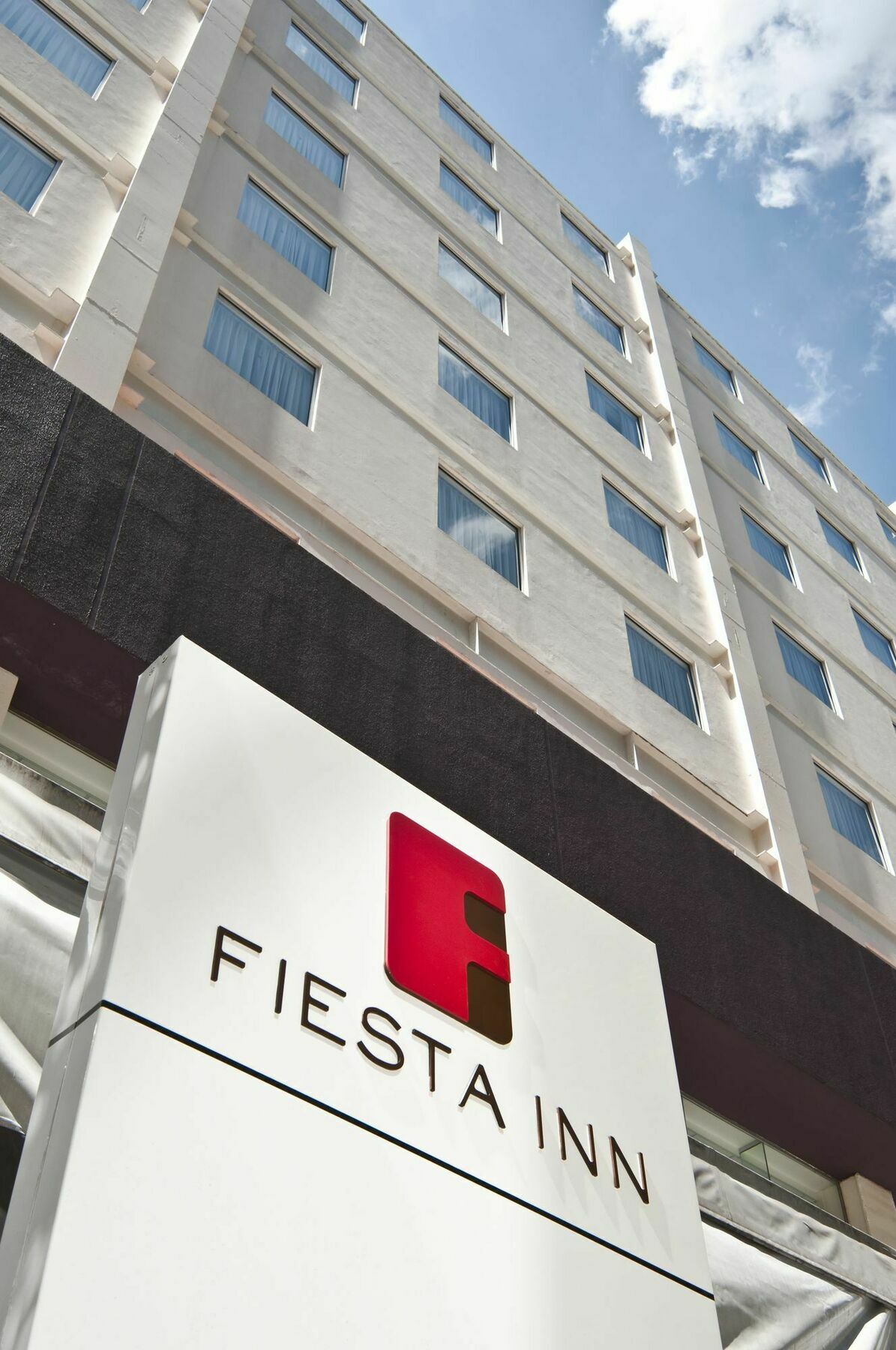 Fiesta Inn Express Queretaro Constituyentes Экстерьер фото